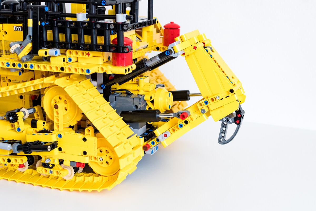 LEGO 42131 Technic Bulldozer D11 Cat Véhicule De Chantier