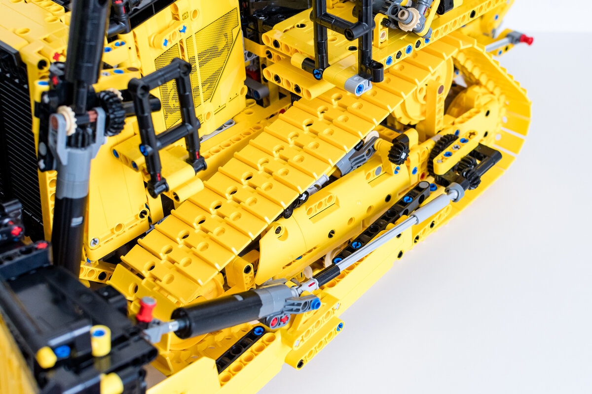 LEGO 42131 Technic Bulldozer D11 Cat Véhicule De Chantier