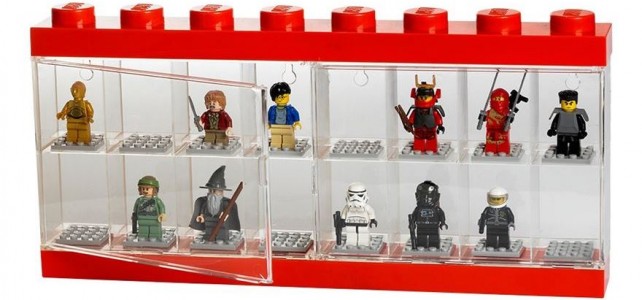 LEGO vitrine stand minifigs 3