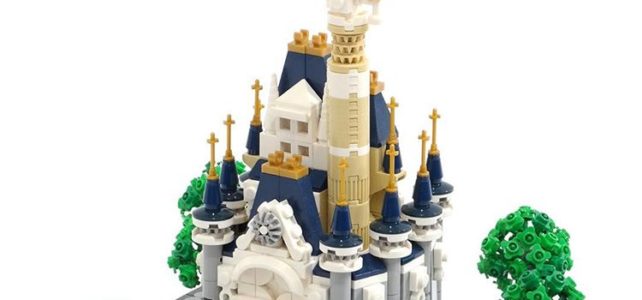 Micro LEGO Disney Castle