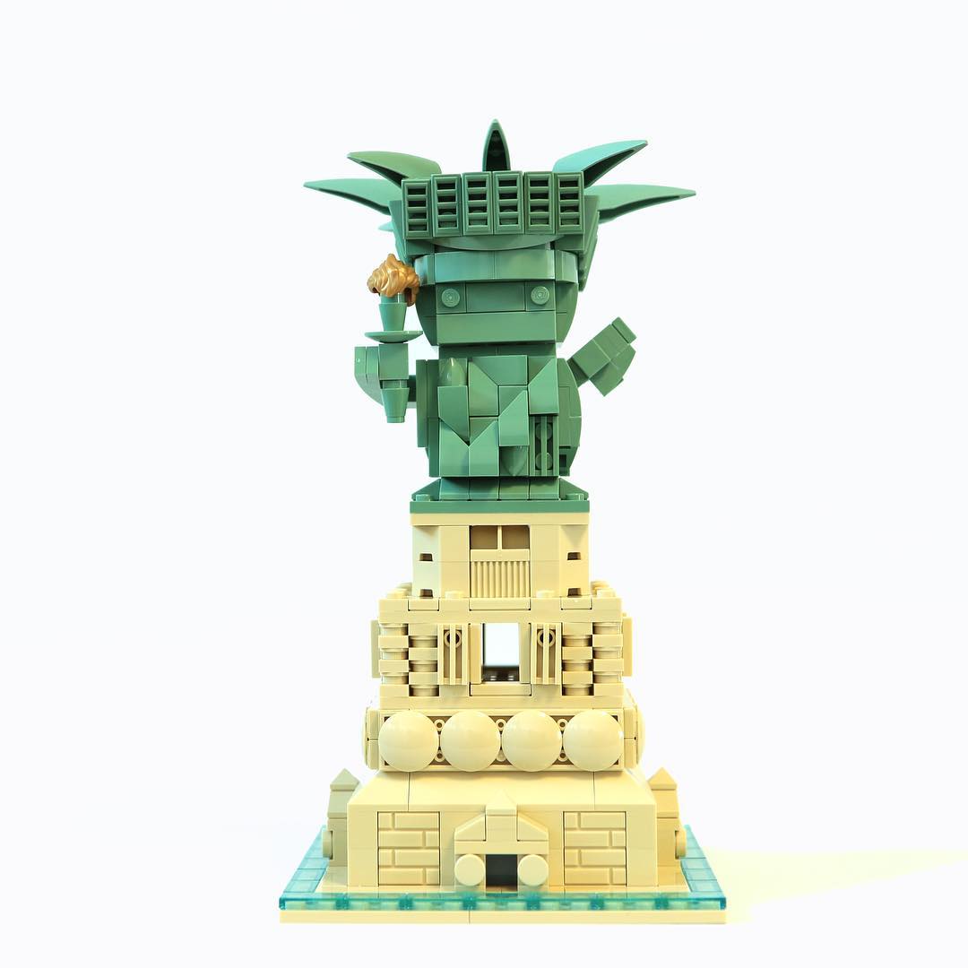 https://www.hellobricks.com/wp-content/uploads/2018/10/LEGO-BrickHeadz-statue-Liberty.jpg