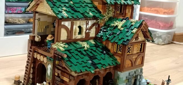 LEGO MOC medieval barn