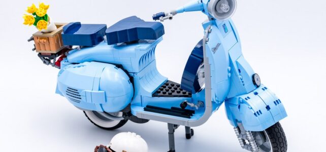 Review LEGO 10298 Vespa 125