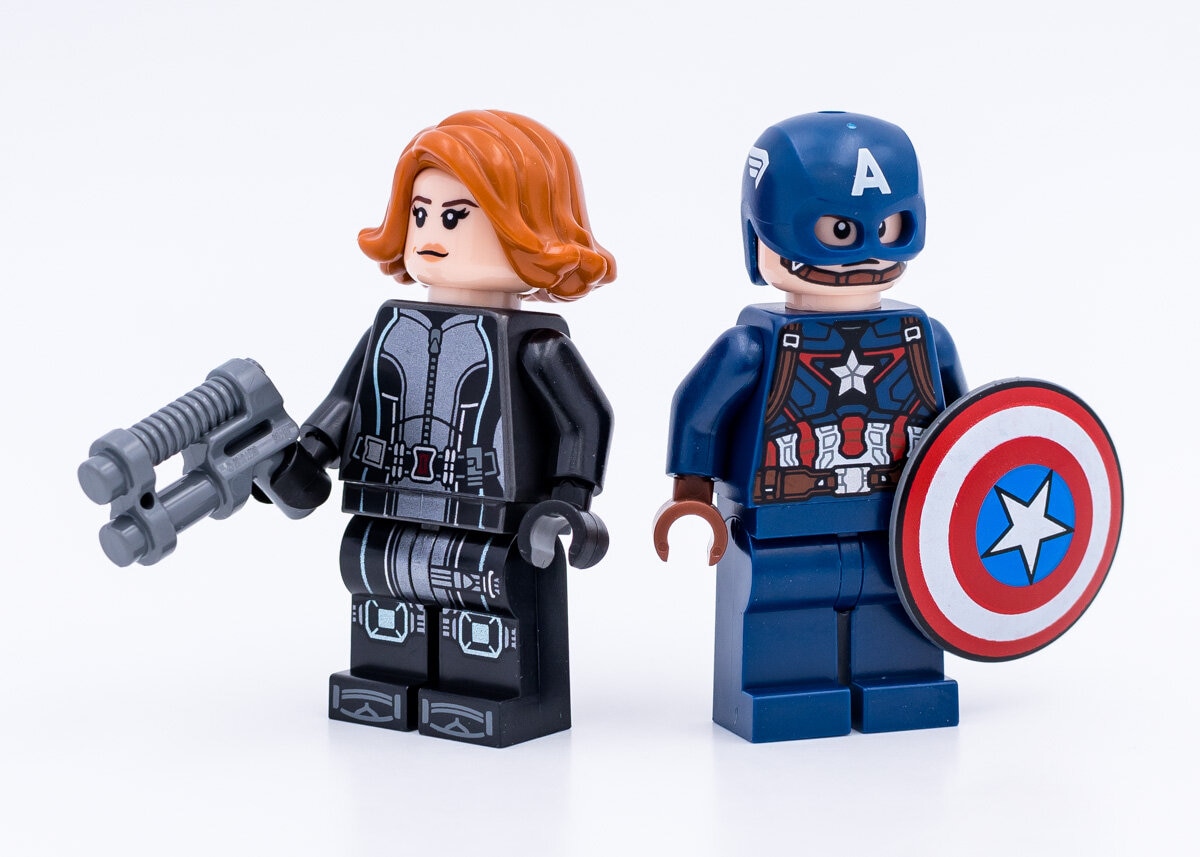 LEGO 76258 Marvel La Figurine de Captain America, avec Bouclier