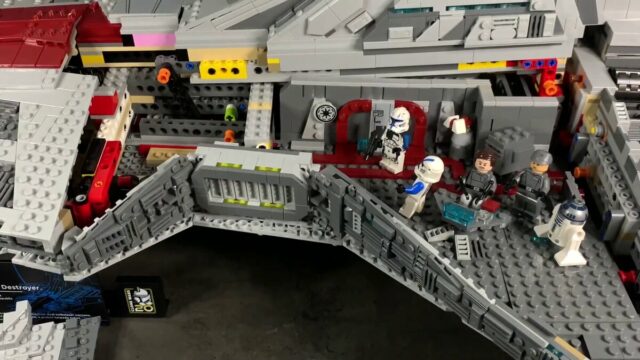 Intérieur LEGO Star Wars 75367 Venator-Class Republic Attack Cruiser UCS