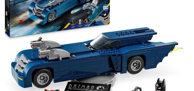 LEGO DC 76274 Batman With The Batmobile vs. Harley Quinn and Mr. Freeze