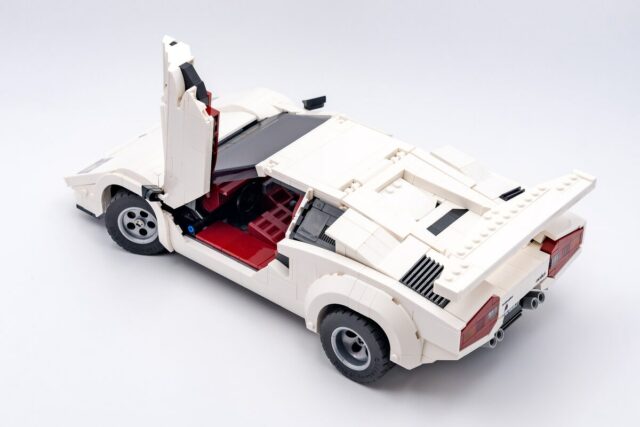 Review LEGO Icons 10337 Lamborghini Countach 5000 Quattrovalvole