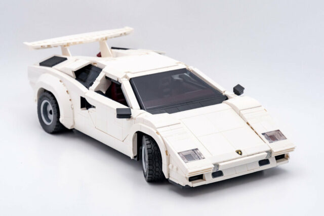 Review LEGO Icons 10337 Lamborghini Countach 5000 Quattrovalvole