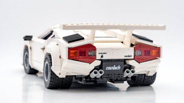 Review LEGO Icons 10337 Lamborghini Countach 5000 Quattrovalvole