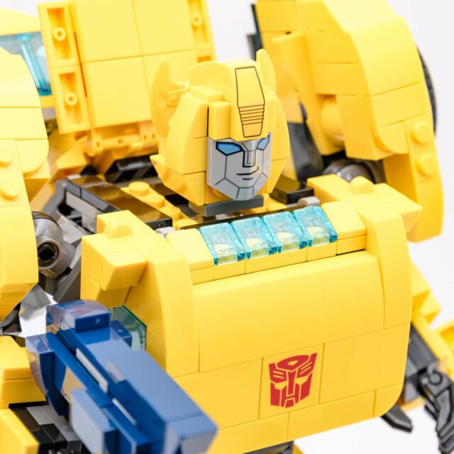 Review LEGO Icons 10338 Transformers : Bumblebee