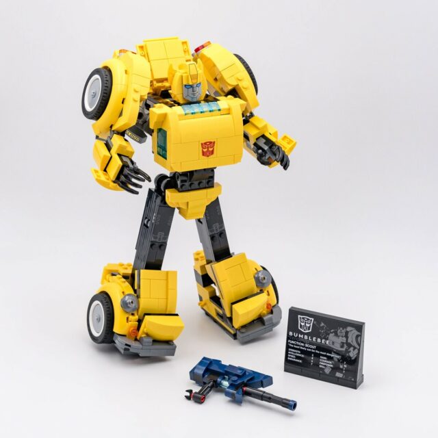 Review LEGO Icons 10338 Transformers : Bumblebee