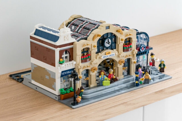 Review LEGO 910034 Brick Cross Train Station (Bricklink Designer Program Series 2)