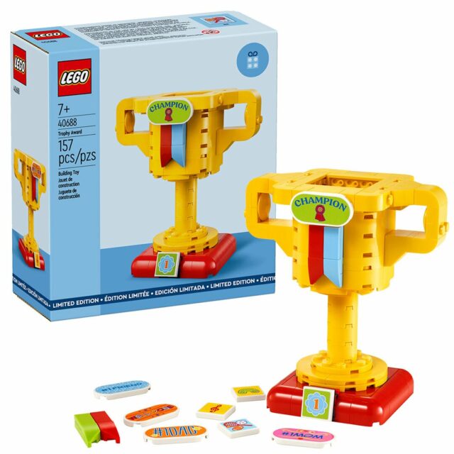 Chez LEGO : points Insiders doublés et cadeau 40688 Trophy Award offert