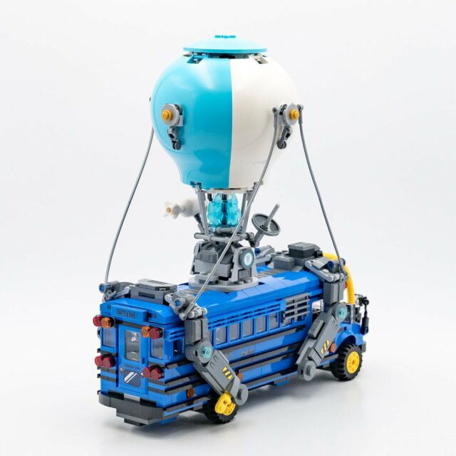 Review LEGO Fortnite 77073 Battle Bus