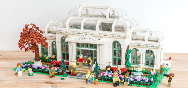 Review LEGO Ideas 21353 Botanical Garden