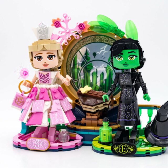 Review LEGO Wicked 75682 Elphaba and Glinda Figures