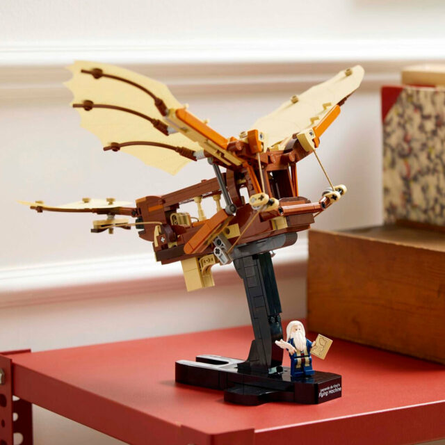 LEGO Icons 10363 Leonardo da Vinci's Flying Machine