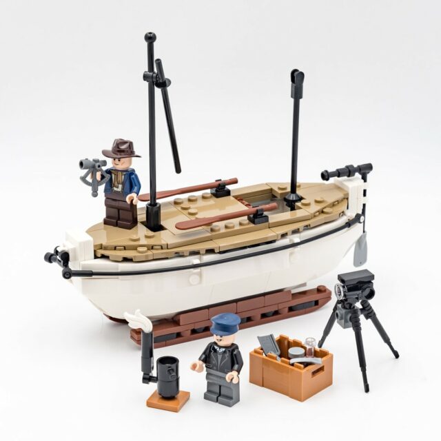 Review LEGO Icons 40729 Shackleton's Lifeboat