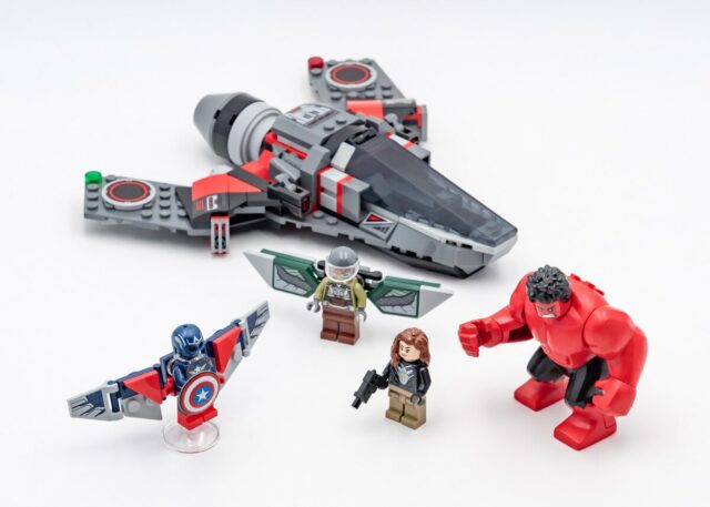 Review LEGO Marvel 76292 Captain America vs. Red Hulk Battle