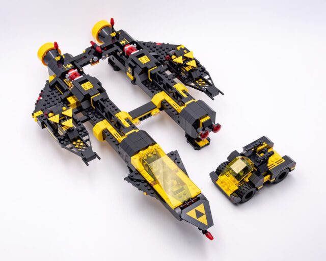 Review LEGO Icons 10355 Blacktron Renegade