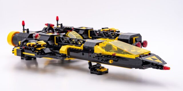 Review LEGO Icons 10355 Blacktron Renegade