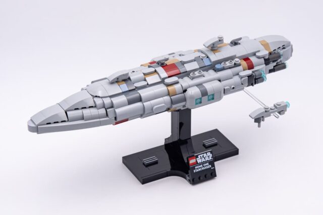 Review LEGO Star Wars 75405 Home One Starcruiser