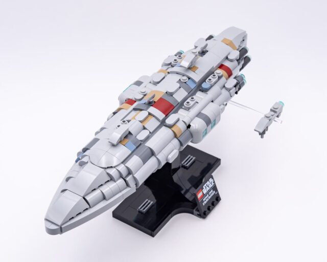 Review LEGO Star Wars 75405 Home One Starcruiser