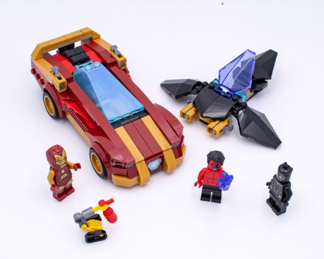 Review LEGO Marvel 76310 Iron Man Car & Black Panther vs. Red Hulk