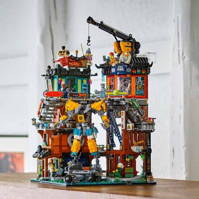 LEGO 71837 NINJAGO City Workshops