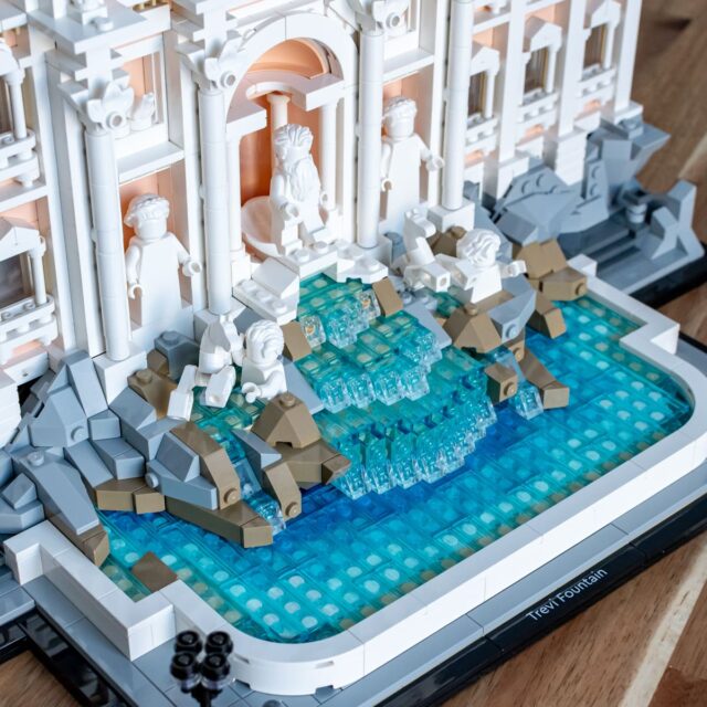 Review LEGO Architecture 21062 Trevi Fountain