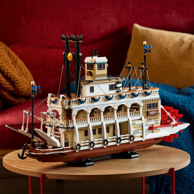 LEGO Ideas 21356 River Steamboat