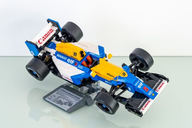 Review LEGO Icons 10353 Williams Racing FW14B & Nigel Mansell